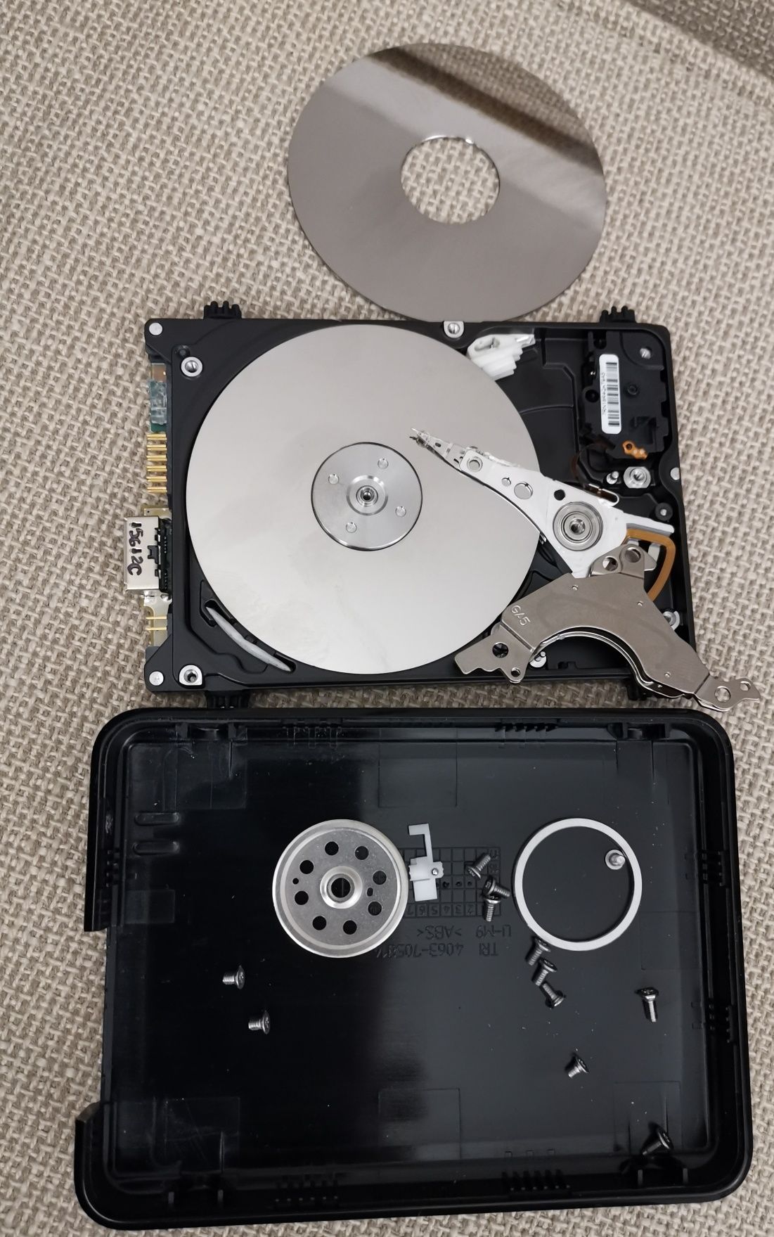 De la destruction d'un disque dur au déploiement d'un serveur gitlab